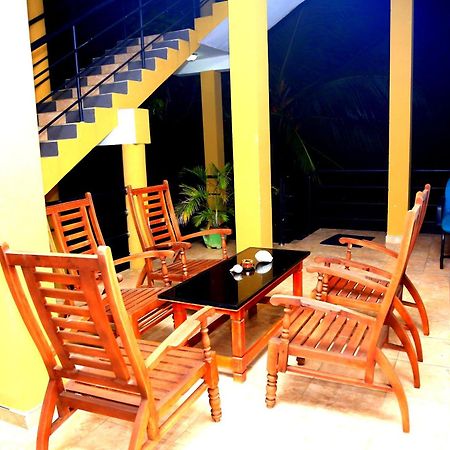 Centra Villa Kataragama Luaran gambar