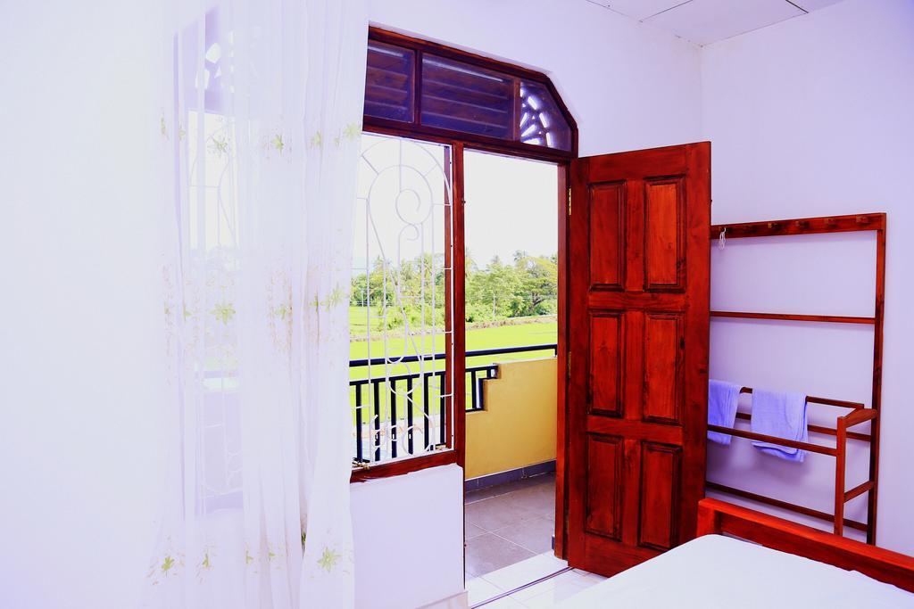 Centra Villa Kataragama Luaran gambar